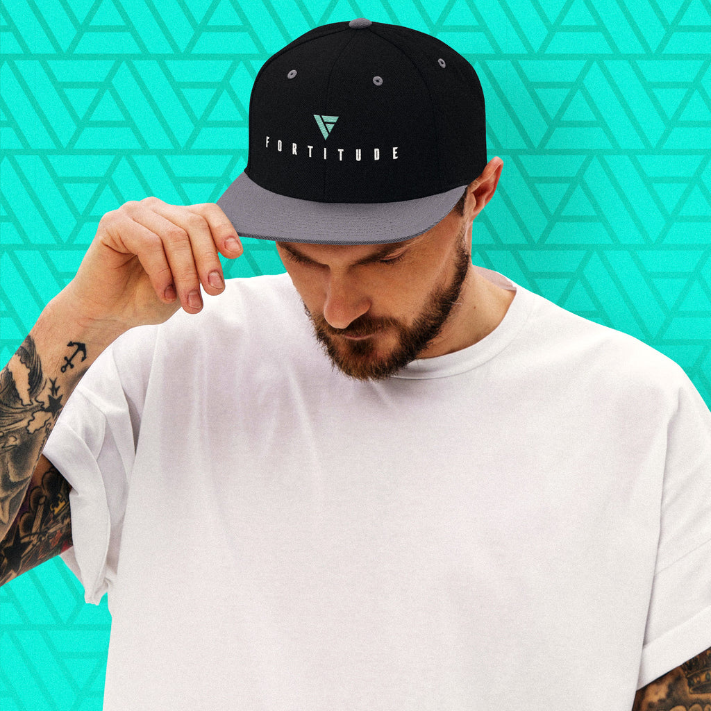 Snapback Dark – Embroidered